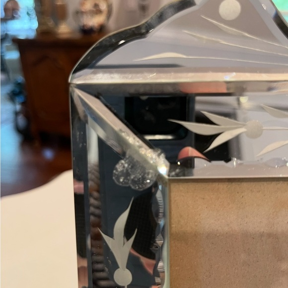 Vintage style Floral Etched mirrored Glass ornate Picture Frame. So pretty! - Picture 6 of 7